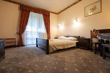 Фото номера Апартаменты с балконом Отель Hotel Trylogia г. Зелонка 3