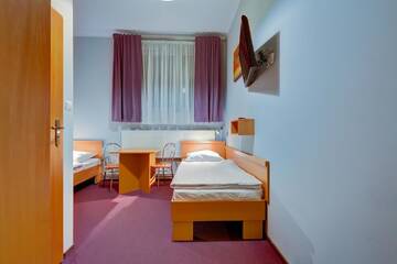 Фото номера Двухместный номер с 2 отдельными кроватями Хостелы Hostel Evotel г. Зелонка 3
