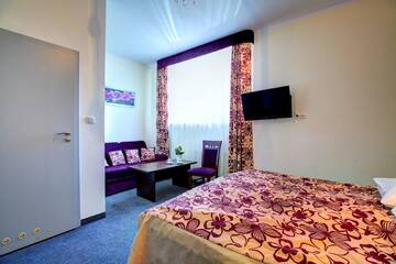 Фото номера Апартаменты «Комфорт» Хостелы Hostel Evotel г. Зелонка 3